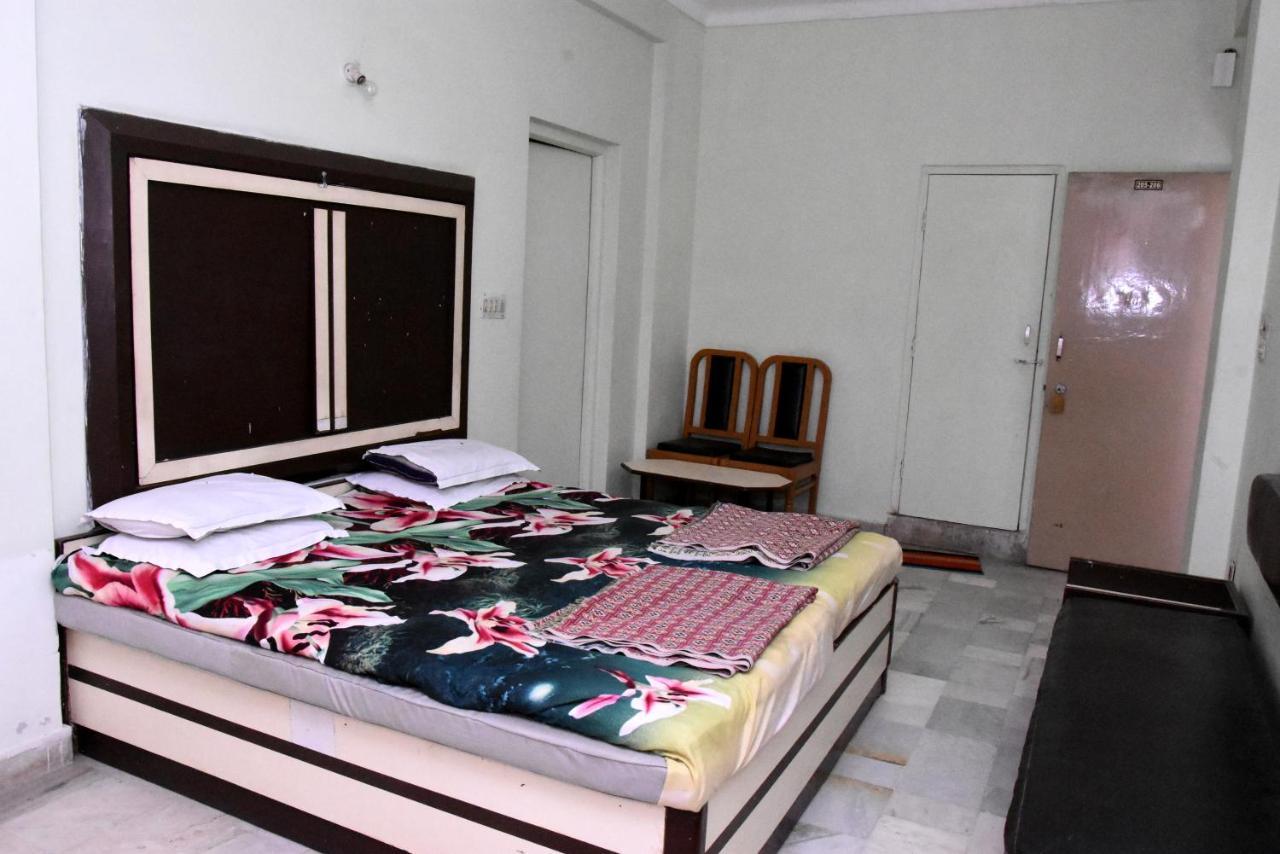 Vandana Hotel Nāthdwāra Exterior foto