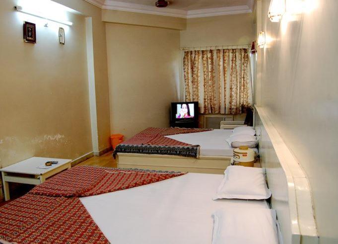 Vandana Hotel Nāthdwāra Exterior foto